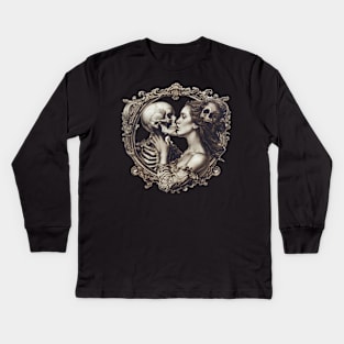 Kiss of Death Vintage Frame Kids Long Sleeve T-Shirt